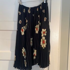 Vince navy floral skirt
